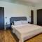 4 Mi to Lake Havasu State Park Home with Mtn Views!