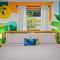 Tropical Paradise! Ξ Heated Pool! Ξ Pet Friendly!