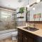Tropical Paradise! Ξ Heated Pool! Ξ Pet Friendly!