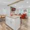 Vibrant South CLT Oasis, 3BRs, Patio, Fire Pit
