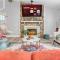 Vibrant South CLT Oasis, 3BRs, Patio, Fire Pit