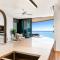 Absolute Beachfront Luxury Apartment