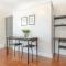 Modern Apt near all conveniences