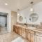 Fig Garden 4BR House W Pool - فريسنو