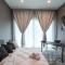 Private Studio in Bungalow by LilyandLoft