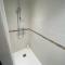 Charmant logement avec jacuzzi - 富热尔