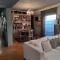 Seaside Artistic Apartment in Glyfada - Athen