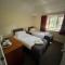The Admirals Inn Guest House - Bracknell