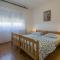 Gorgeous Apartment In Umag With Wifi - Umag