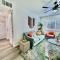 First floor gated, central and remodeled apartment