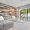 Beach Bliss 10 Mins to Waves, 3BR Oasis with Pool - Fort Lauderdale