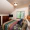 East Rim Unit A24