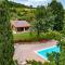 Cottage in Tuscany with private pool and air conditioning