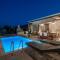 Villa Frontale - Restored Villa with Pool Perfect for 4 Nestled Next to a Traditional Olive Mill and Local Farms Offering Authentic Hospitality and Organic Delights - Kallithea