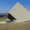 Pyramids Motel
