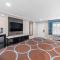 Super 8 by Wyndham Kissimmee-Orlando
