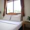 Sunshine Hotel