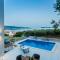 Seaside Elegance Suites