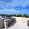 87979 Very chic 3BR Condo, tons of amenities, 1 block from Ocean - Progreso