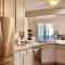 2 private rooms in a quiet neighborhood can book up to 4 people - Orlando