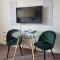 Sea side flat 5 with fast WIFI and free PARKING