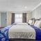 Tides Motel - Hampton Beach