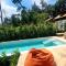 PineTrees Beach House with swimming pool