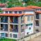Penelope Luxury Suites