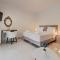 Bamboo Suites Hotel - Adults Only
