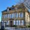 Maison de Mags & Mags