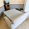 Maison Calme 14 personnes, piscine, jardin et parking