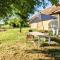 Maison Calme 14 personnes, piscine, jardin et parking