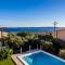 Villa Dalmatina Hill House - private pool, sea and hill view, rooftop terrace, free parking - Каштела