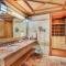 5BR Cap Cana Villa with Ocean & Golf Views, Chef, Maid, Butler, Pool, Jacuzzi, and Beach Club Access - Punta Cana