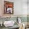 5BR Cap Cana Villa with Ocean & Golf Views, Chef, Maid, Butler, Pool, Jacuzzi, and Beach Club Access - Punta Cana