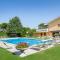 Luxury PenthousePool50m to lake