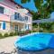 NINA ROSE boutique villa