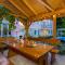 NINA ROSE boutique villa