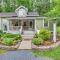 Charming Manheim Cottage with On-Site Animal Viewing