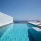 Thadeos Villa with private jetted Pool - Fira