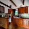 Вила Перуле Villa Perule - Handmade cozy wooden villa in the Rhodope mountain - Shumnatitsa