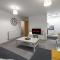 Modern 1 bed in central MK, Free Parking, Smart TV, Manhattan House By Valore Property Services