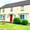 Large Executive 4-Bed Detached House in Miskin, Cardiff-sleeps up to 10 - Хенсол