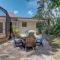 A Private Oasis Complex in Naples