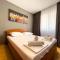 GRAND - Beachfront Rooms & Apartments