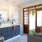 Mitres Edge Orchard Suite