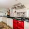 2 Dewars Farm Cottages