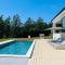 Vila Prisunca jacuzzi & swimming pool