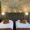 Hotel Busby
