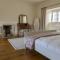 Historic Malthouse Village location near Bath (sleeps 7-14) - Norton Saint Philip